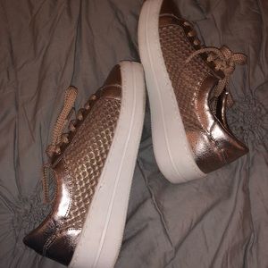 metallic pink steve madden platform sneakers ⚡️⚡️